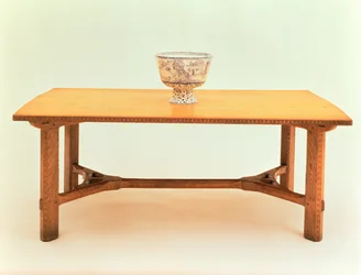 Spisebord designet og lavet af Sidney Barnsley (1865-1926), 1923-4 (eg)